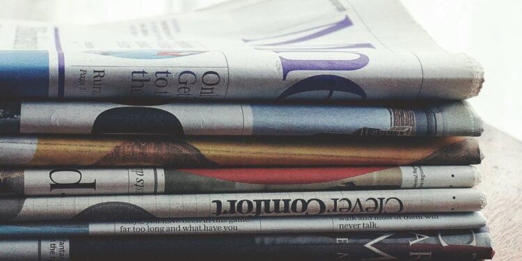 How to write a great CV headline (with examples)