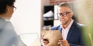 5 Tips For Incorporating Storytelling Into Your Recruiting