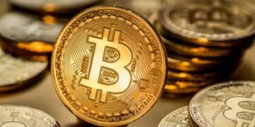Bitcoin Becomes Best Performing Asset in 2023 as BTC Consolidates Above $30K