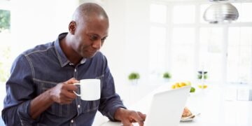 How To Build Connections On LinkedIn By Offering Value