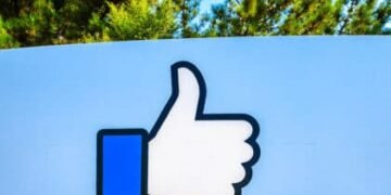 Meta Platforms CTO Says CEO Mark Zuckerberg Is Spending Time on AI