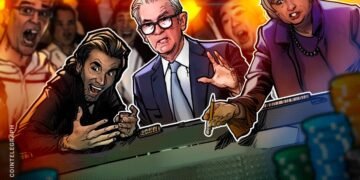 Stablecoins must be programmable to counter CBDCs