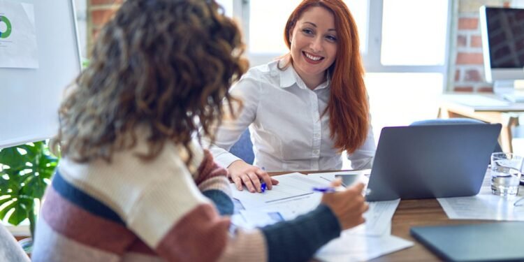 4 Tips For Connecting With A New Boss