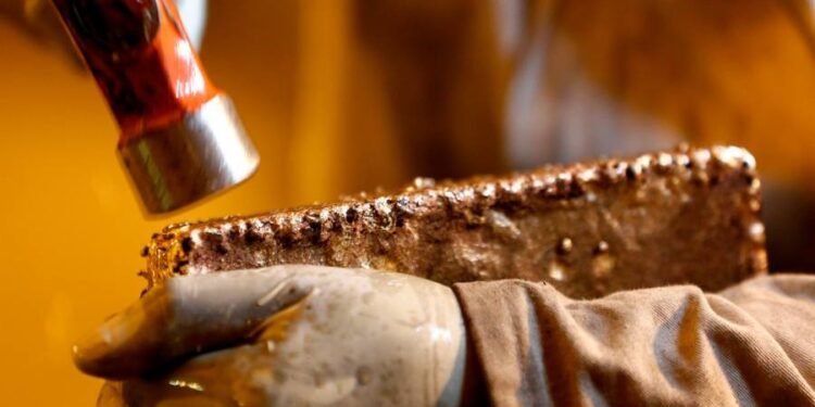 AngloGold Ashanti to switch primary listing to New York