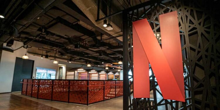 Dow Jones Lags While Big Tech Advances; Chip Stocks And FAANG Ignore Debt-Ceiling Deadline