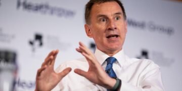 Hunt urges competition chiefs to encourage growth after Microsoft deal blocked