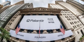 Is PLTR Stock A Buy? Here's What Technical, Fundamental Analysis Shows About Palantir Stock In May 2023