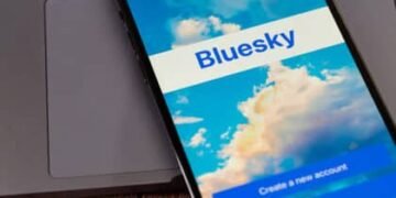 Jack Dorsey-Backed Bluesky Goes Head-to-Head with Musk’s Twitter