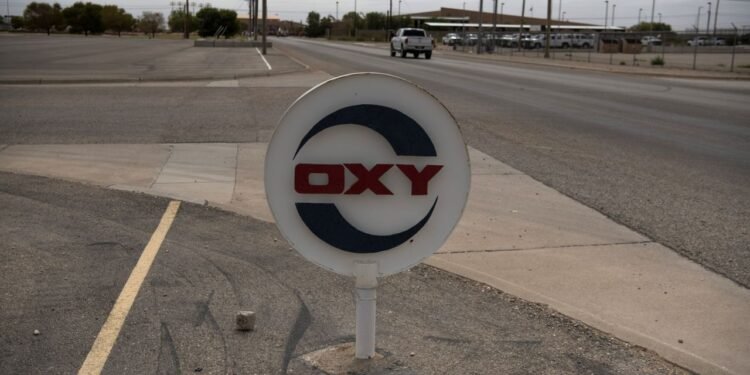 Occidental, Berkshire Hathaway, PacWest, AMC, PayPal, and More Stock Movers