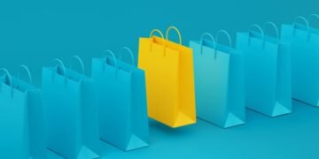 Robust Clothing Imports, Consumer Spending Betray Economic Doomsayers