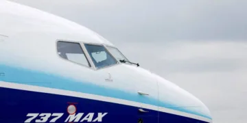 Ryanair to buy up to $40bn worth of Boeing aircraft and create 10,000 jobs