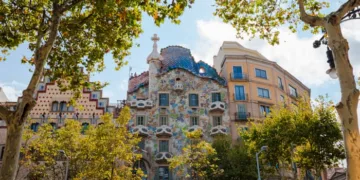 Segway in Spain or paraglide in Sardinia: eight ways to discover the Mediterranean | Your next European break awaits