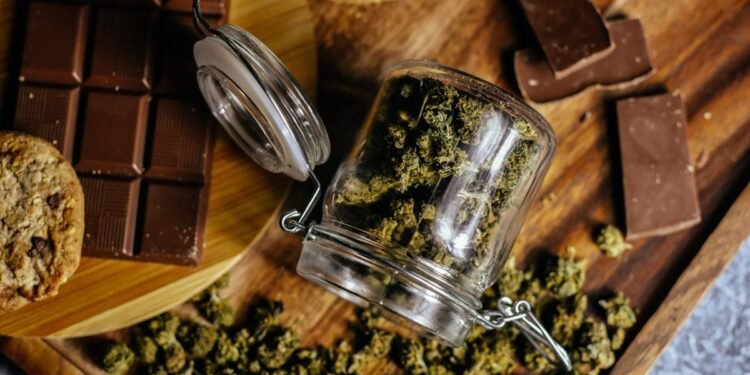 Sous Vide Your Old, Dried-Out Weed