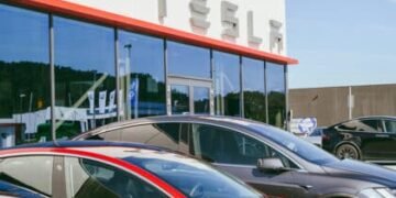 Tesla Contributed 25% of Total Auto Production in Shanghai Last Year