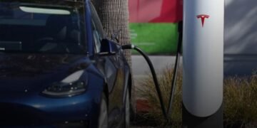 These Billionaires And Firms Sold Tesla Stock As Prices Surged Last Quarter