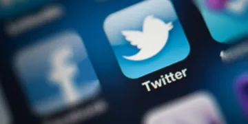 Tucker Carlson Says He Will Launch Show On Twitter