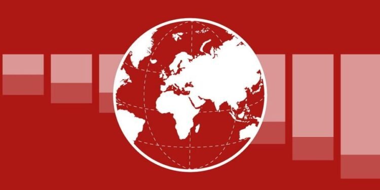 US stocks fluctuate as investors await debt ceiling talks