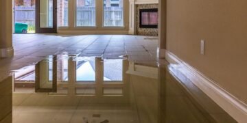 When You Should (and Shouldn't) File a Home Insurance Claim