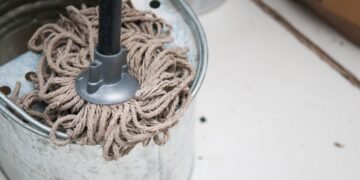 When to Avoid Cleaning With Hot Water