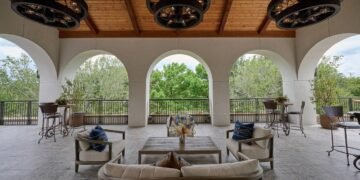 Condé Nast Traveler