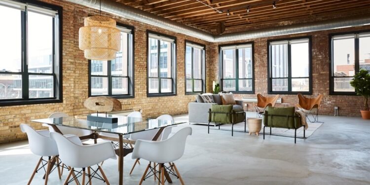 13 Best Chicago Airbnbs, From Frank Lloyd Wright-Built Homes to Modern Lofts