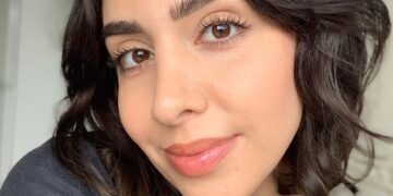 6 Natural Summer Makeup Tips I Learned From An MUA