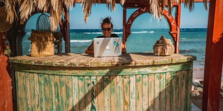 Best Insurance Companies for Digital Nomads