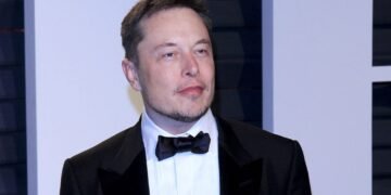 Dow Jones Up As Oracle Pops On Upgrade; Elon Musk Mocks Short Call, Tesla Stock Gains| Investor's Business Daily
