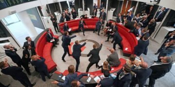 Elliott accuses LME of rushed decision over cancelled nickel trades