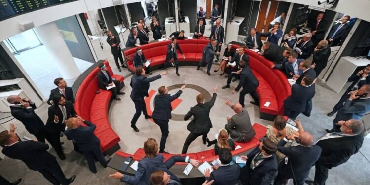 Elliott accuses LME of rushed decision over cancelled nickel trades