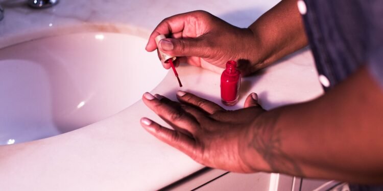 Experts On "Nails Need To Breathe" & Nail Polish Breaks