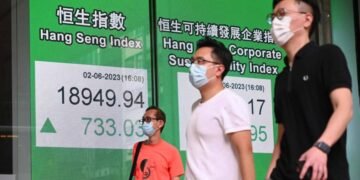 Hong Kong equities rally driven by internet stocks