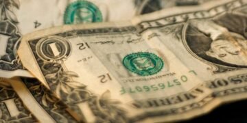 May Payrolls Beat Predictions by 339K