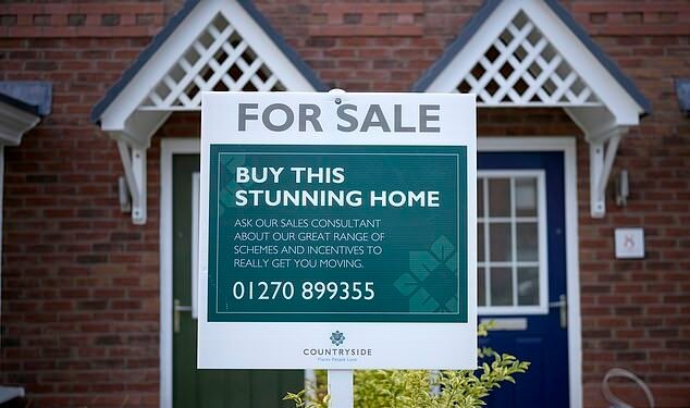 Homebuyers and homeowners looking for a new loan today face paying 6.19 per cent on a two-year fix on average