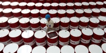 Reformer fire quickly put out at Exxon Baytown, Texas, refinery