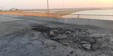 Russia claims Ukrainian attack on bridge between Kherson and Crimea