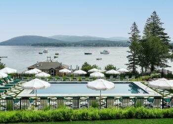 The 16 Best Airbnbs and Hotels Near Acadia National Park, From Oceanside Properties to Forested Cabins