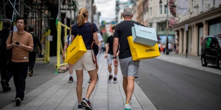 UK services sector price rises deliver blow to BoE inflation plans