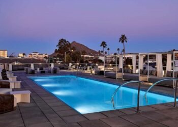 10 Best Hotels in Phoenix and Scottsdale
| Condé Nast Traveler
