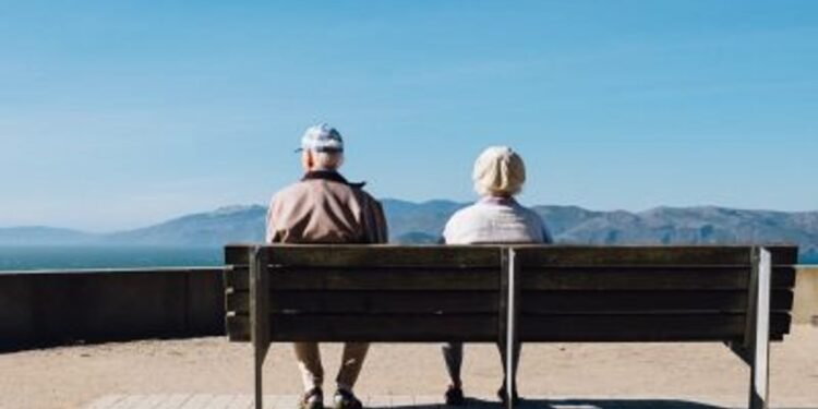 14 Best Investments for Retirees in 2023 • Benzinga