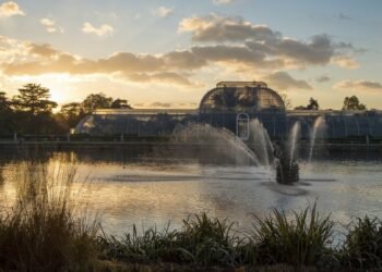 27 Best Things to Do in London, From Vintage Markets to Art Museums