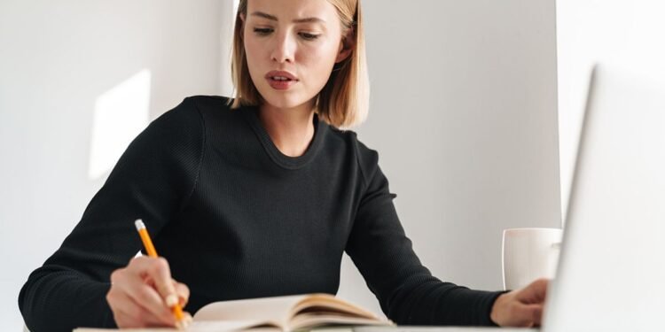 4 Things Recruiters Are Looking For On Social Media