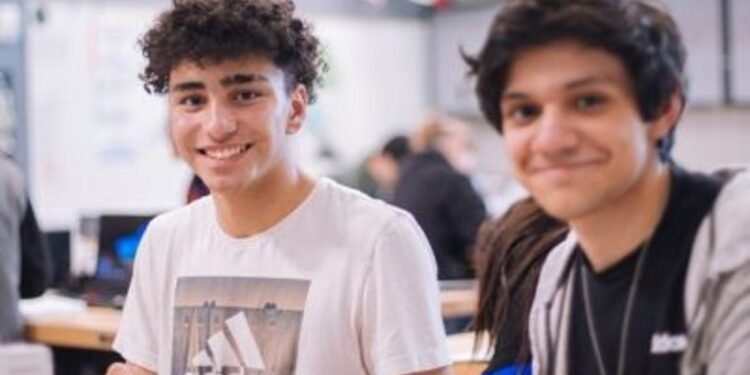 A Guide to Investing for Teens in 2023 • Benzinga