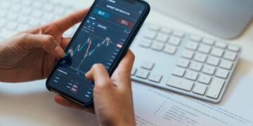 Buy And Hold This 9.6% Closed End Fund For Decades