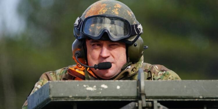 Defence secretary Ben Wallace to quit Westminster