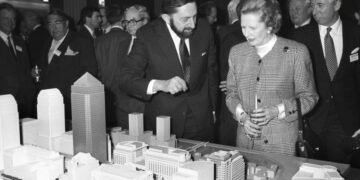 HSBC departure spells doom for isolated experiment of Canary Wharf