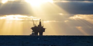 Industry calls on UK to accelerate carbon capture as new projects approved