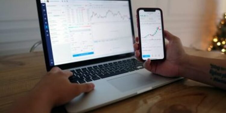 Short Selling vs. Put Options