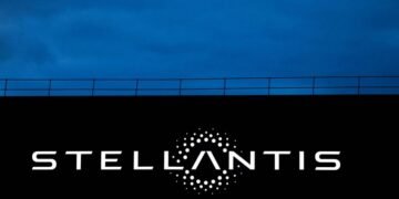 Stellantis, Samsung SDI set plan to build second US battery plant