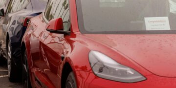Tesla inventory, order backlog data signal a worrying demand picture
